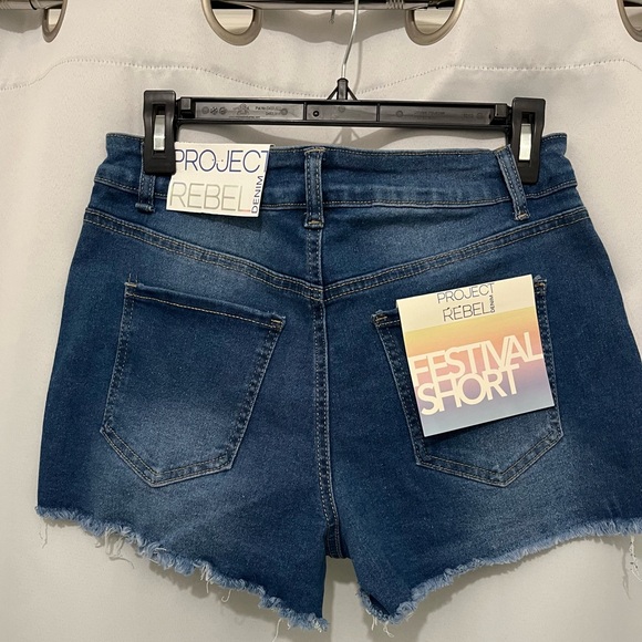 NWT Project Rebel Denim Festival Shorts with Rhinestone Detail size 7 - Picture 2 of 4